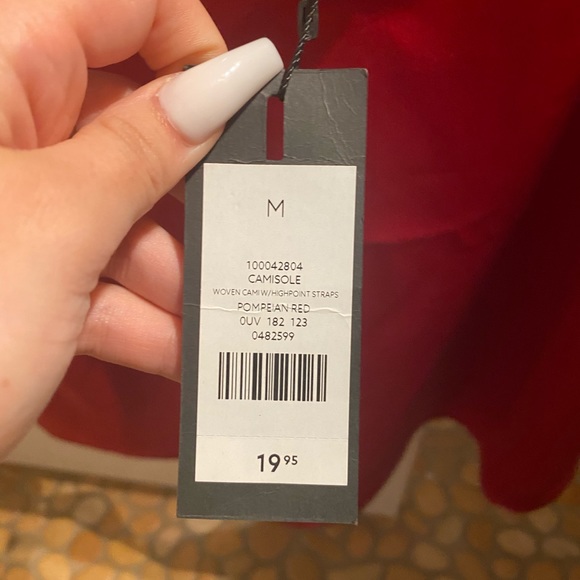 Red dynamite silk top - Picture 2 of 2